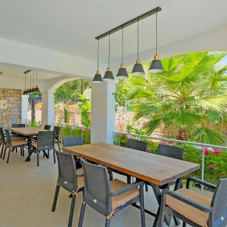 Xclusive Villa *