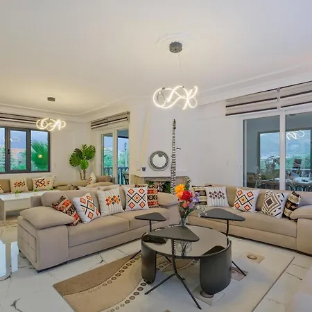Xclusive Vila Uzumlu (Aegean)
