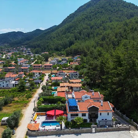 Vila Xclusive *